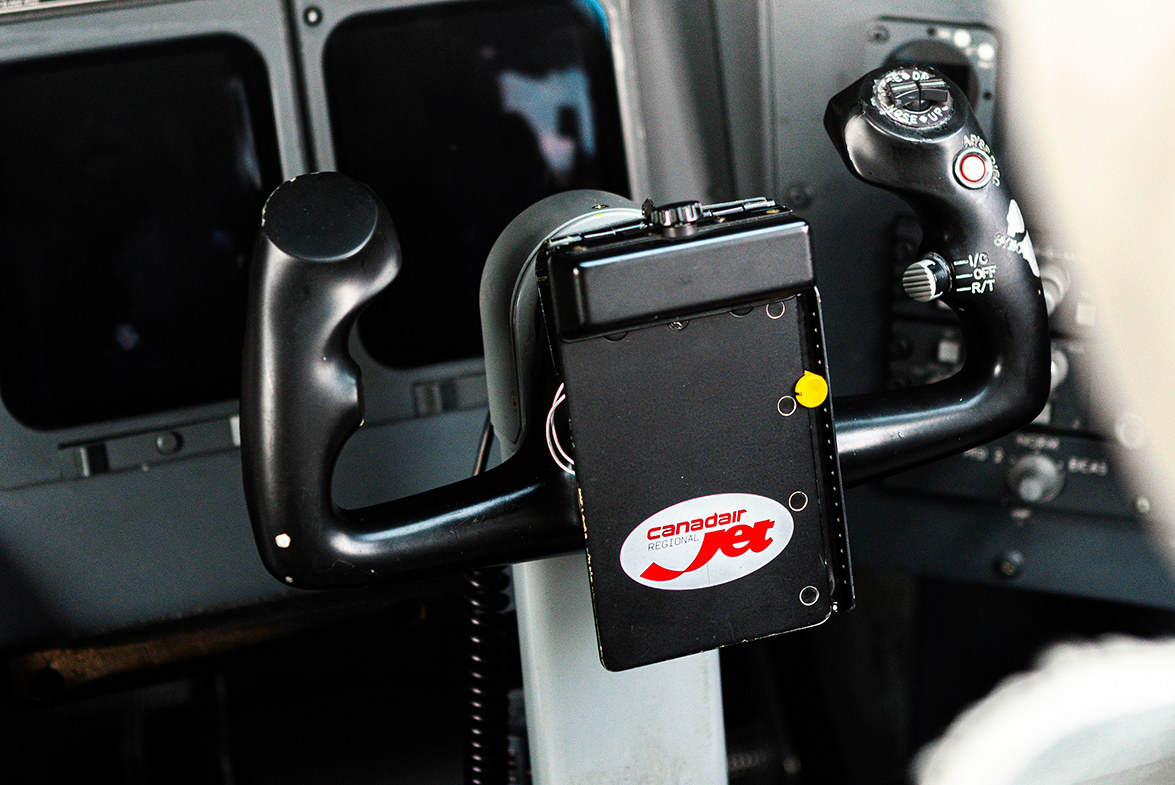 Controls in the flight deck of the CRJ-550